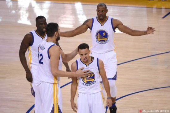 而这一幕被 而这一幕被