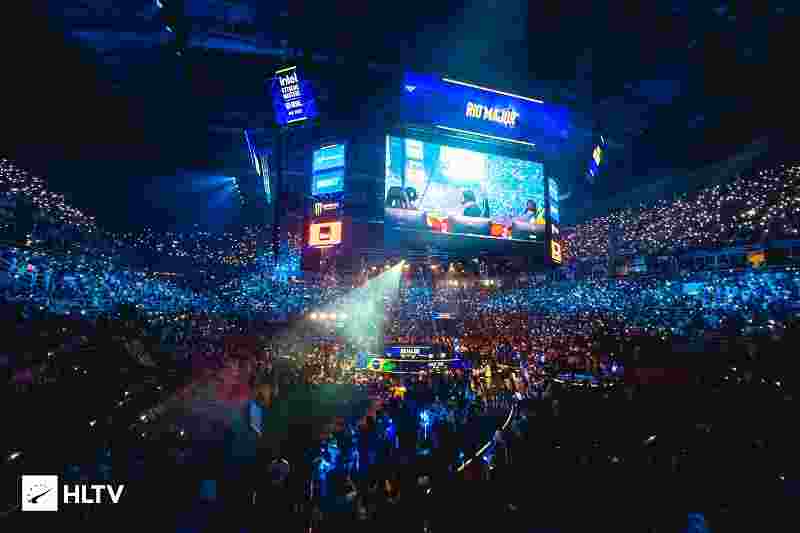 媒体与球迷 媒体与球迷