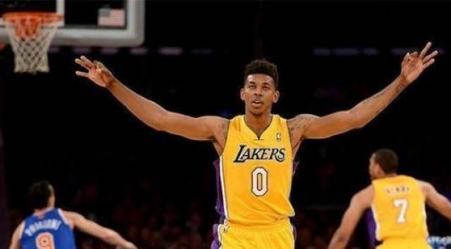 布里斯班狮 布里斯班狮