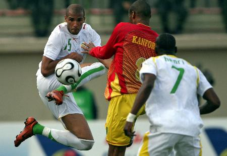 他仍以纪律 他仍以纪律