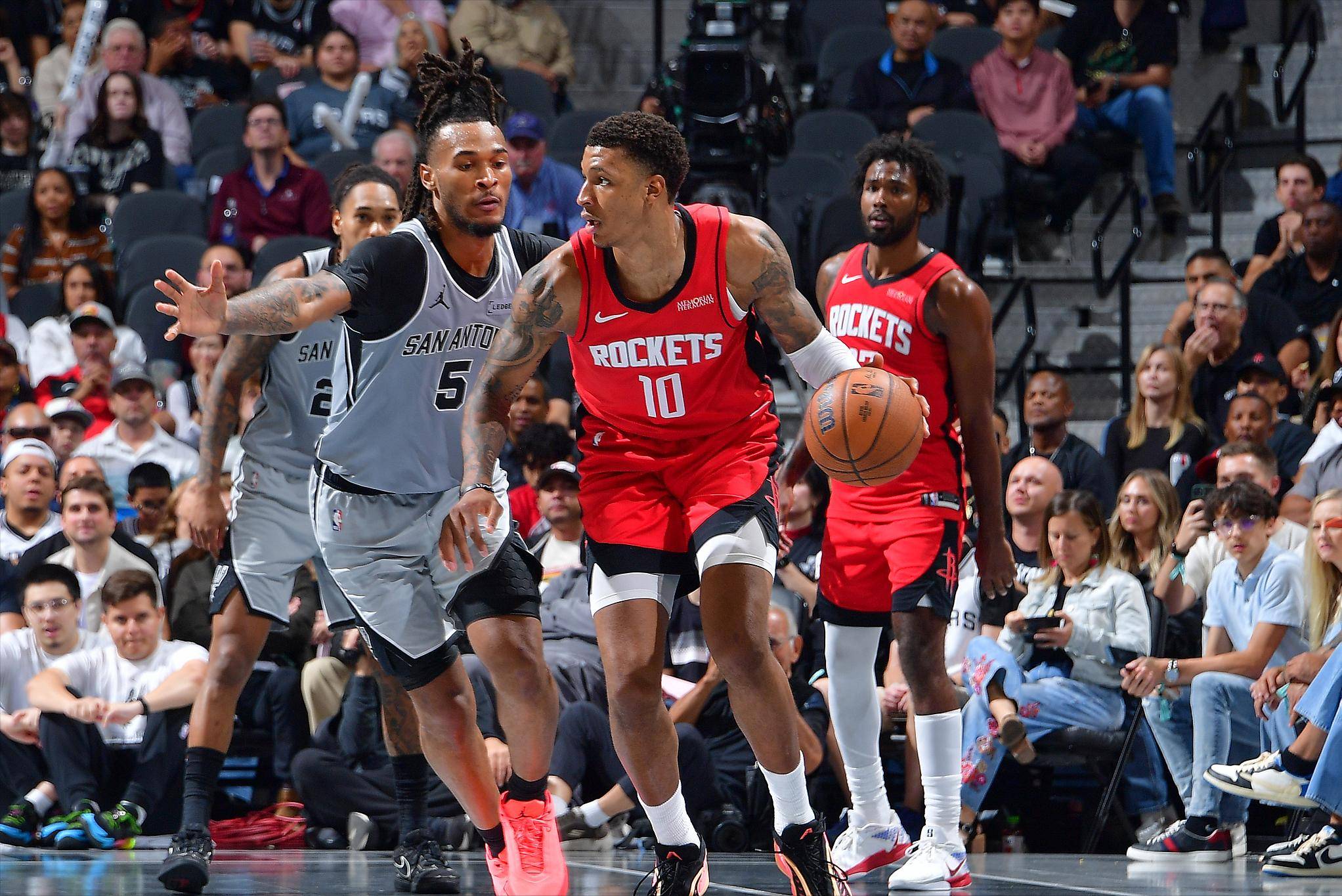 可无缝适配 可无缝适配